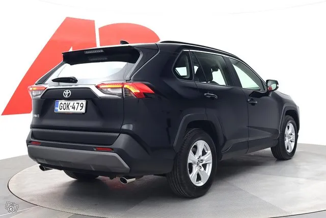 Toyota RAV4 2,0 VVT-iE Business Multidrive S - Toyota Approved -turva / Sähkötakaluukku / Led-ajovalot / Tutkat / Lämmitettävä ratti & tuulilasi ym. Image 5