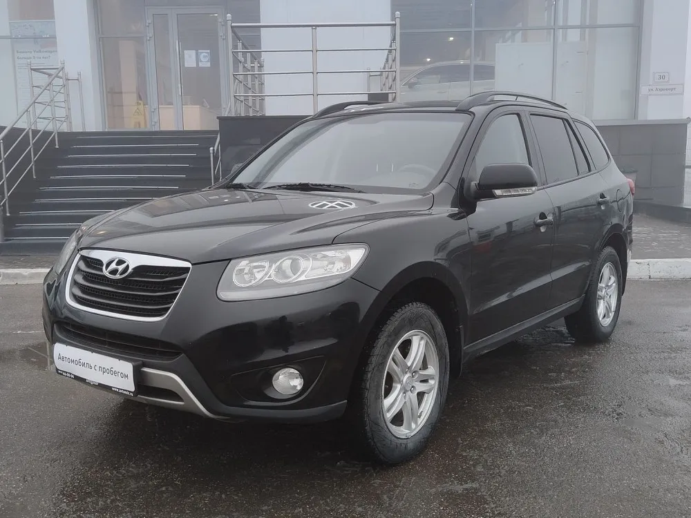 Hyundai Santa Fe Image 1