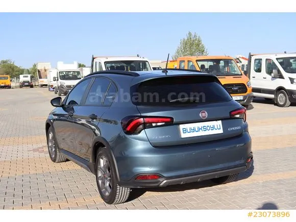 Fiat Egea Cross 1.6 Multijet Urban Image 3